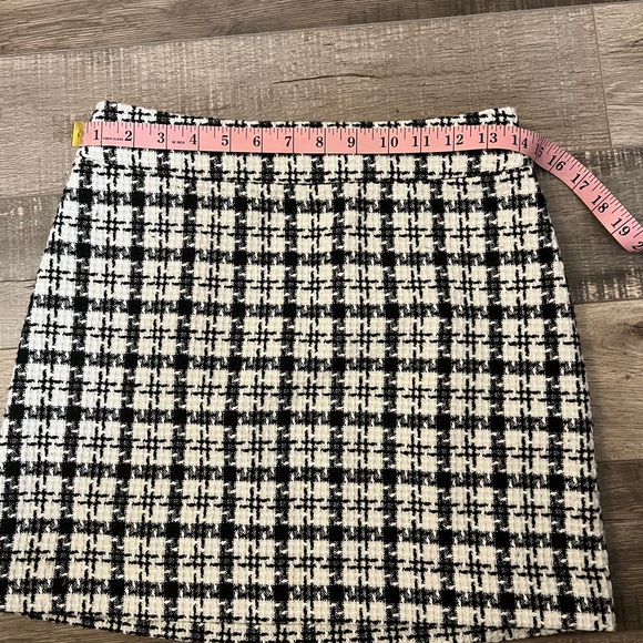 VILA Black and White Checkered Mini Skirt Sz 36 EUC - Picture 7 of 11